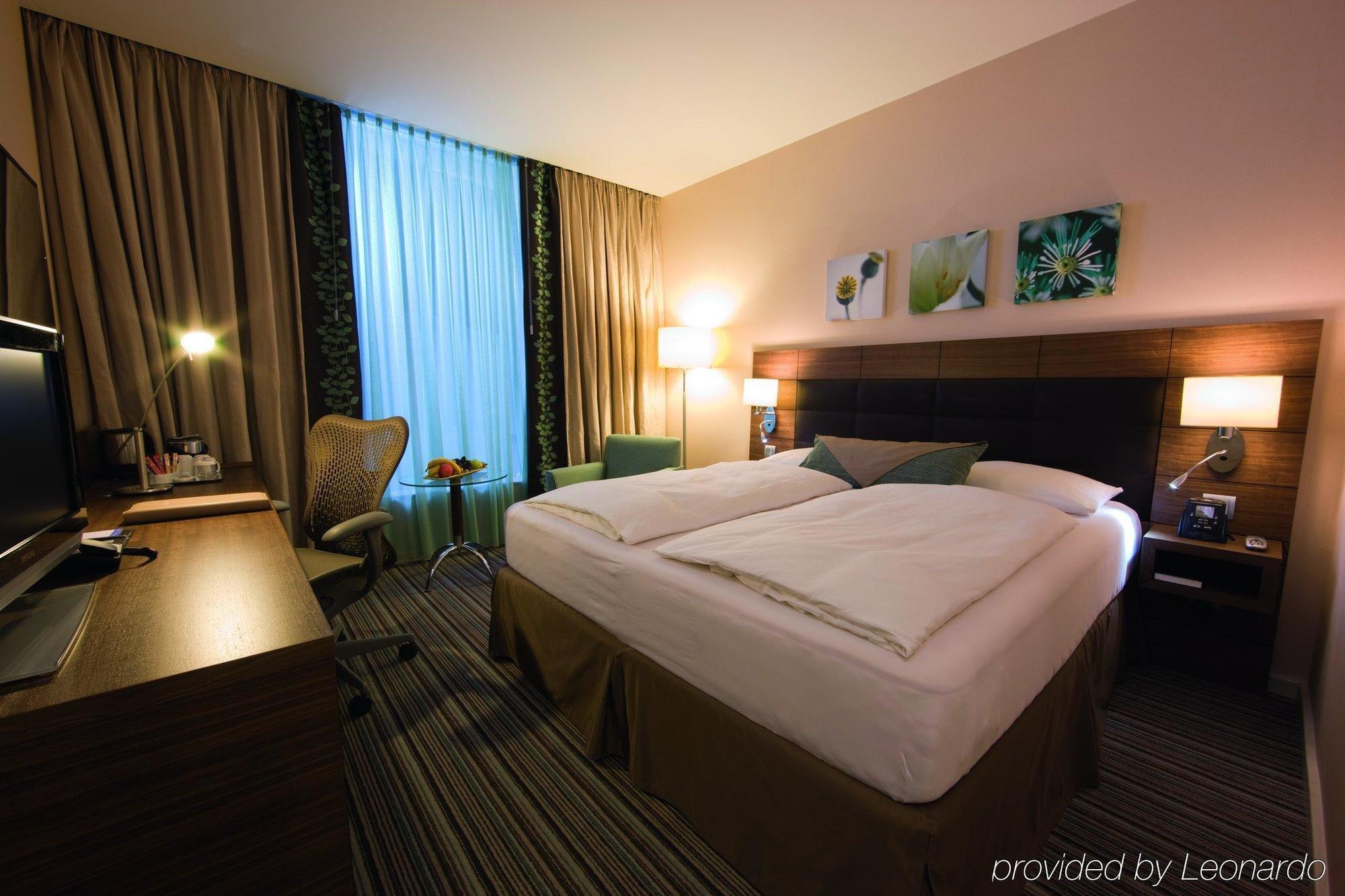 힐튼 가든 인 프랑크푸르트 에어포트 호텔 객실 사진 Leonardo Hotel Vienna