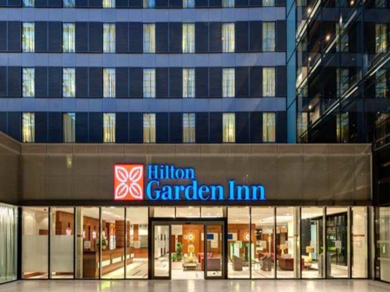 힐튼 가든 인 프랑크푸르트 에어포트 호텔 외부 사진 Hilton Garden Inn
